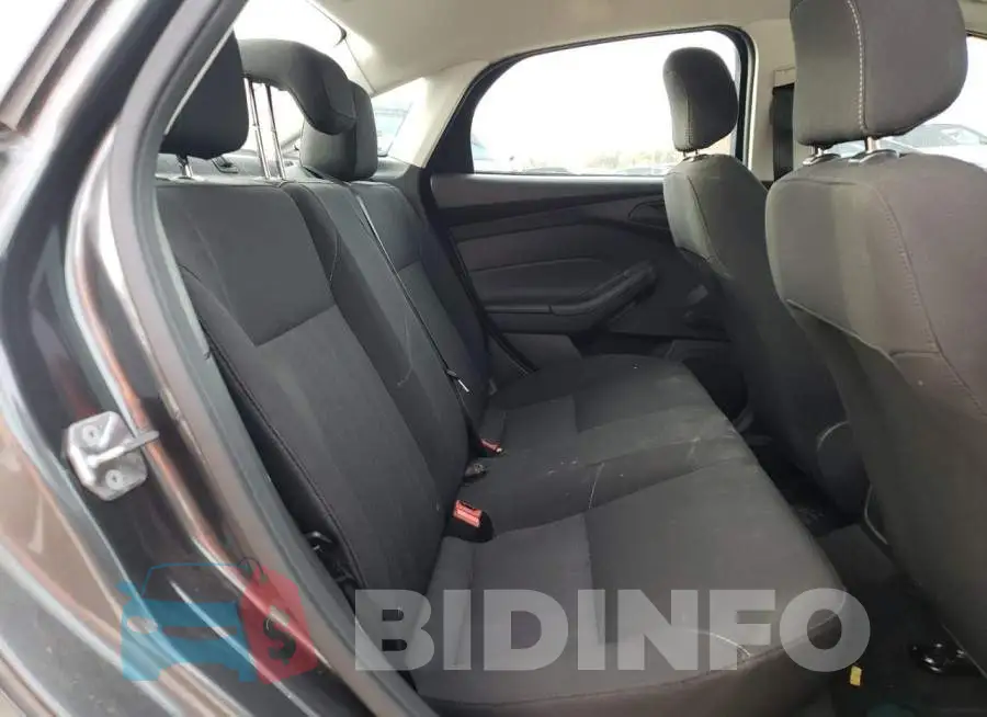 1FADP3E2XJL307318 Photo# 10