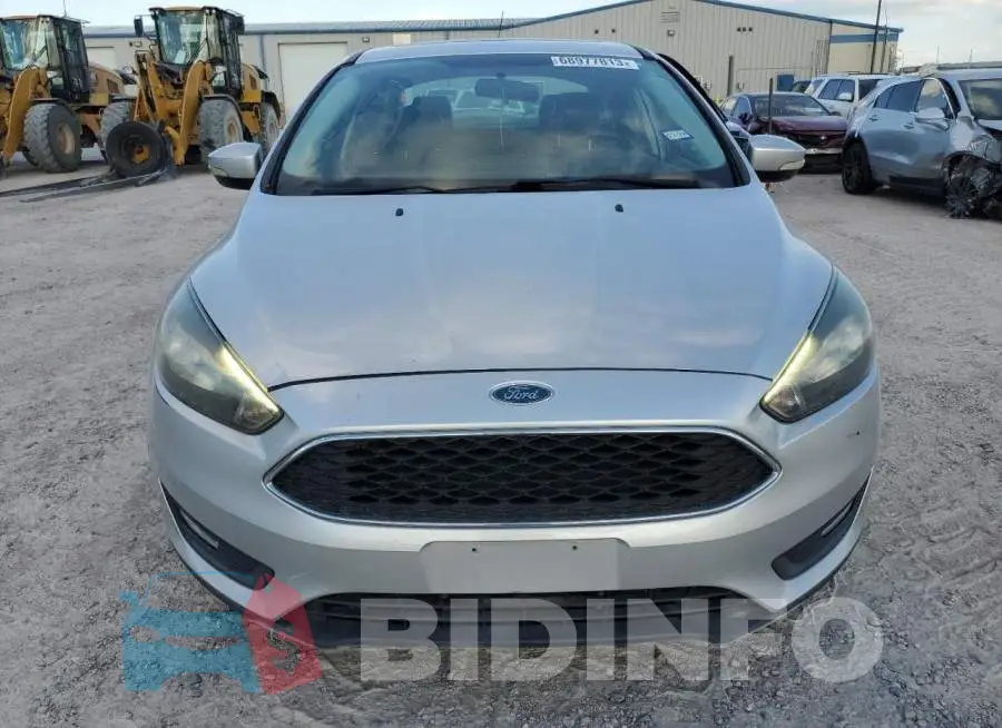 1FADP3F21GL307523 Photo# 5