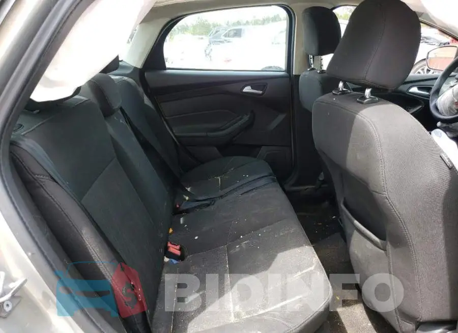 1FADP3F25GL296607 Photo# 10