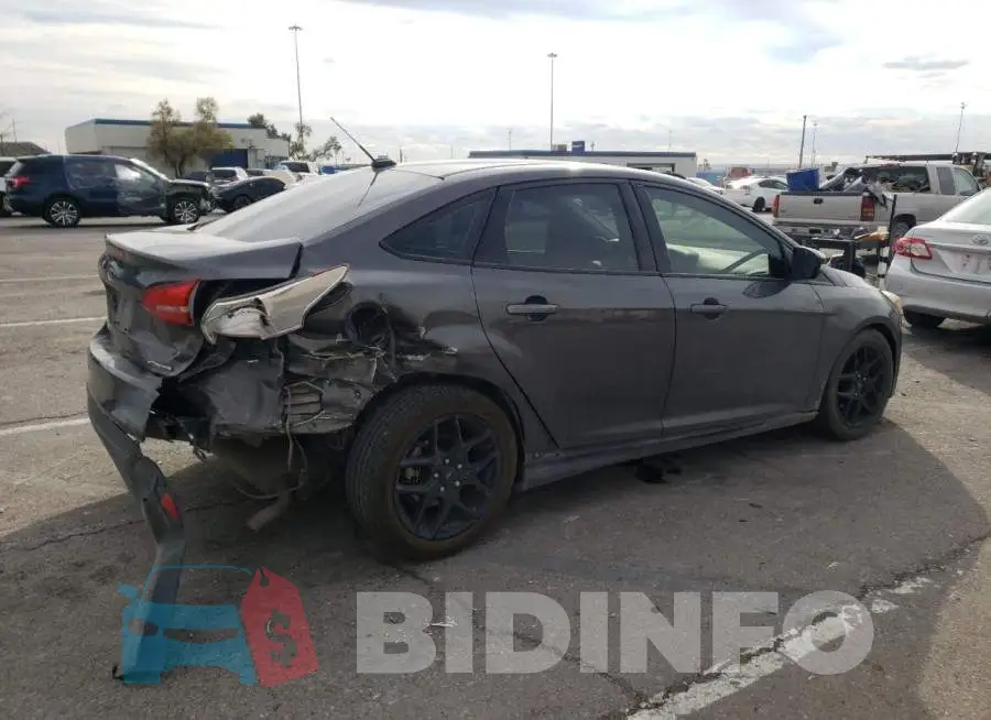 1FADP3F26GL302334 Photo# 3