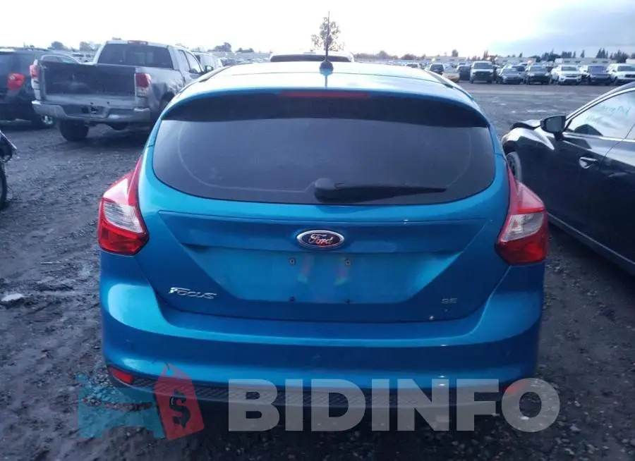 1FADP3K23EL350571 Photo# 6