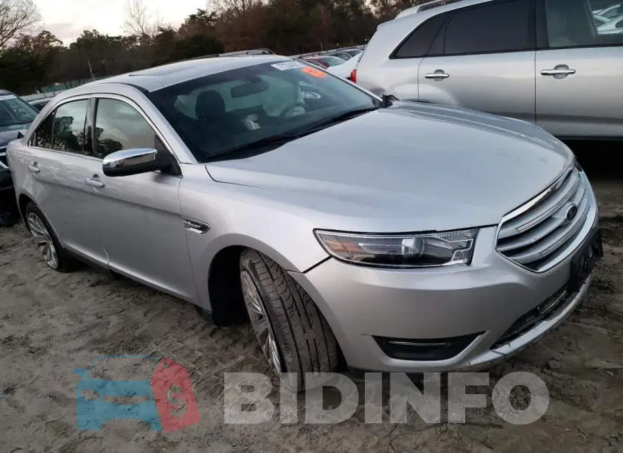 1FAHP2F83GG120275 Photo# 4