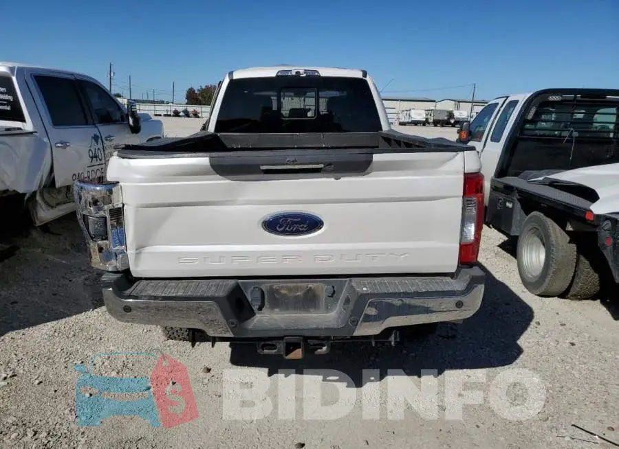 1FT8W3BT8KEC22575 Photo# 6