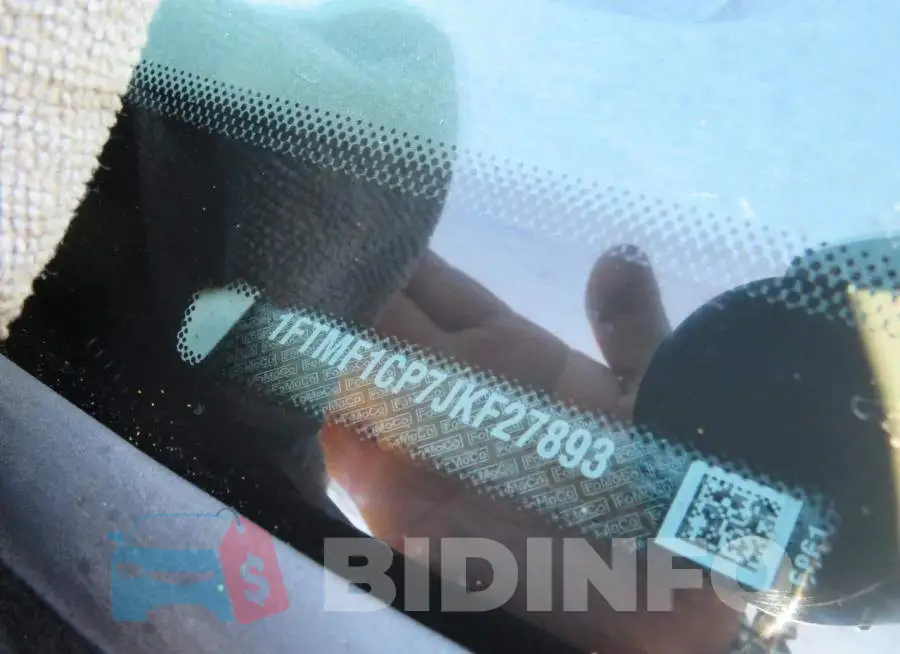 1FTMF1CP7JKF27893 Photo# 9
