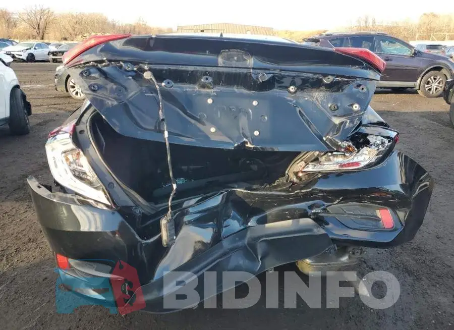 19XFC2F73HE220902 Photo# 6