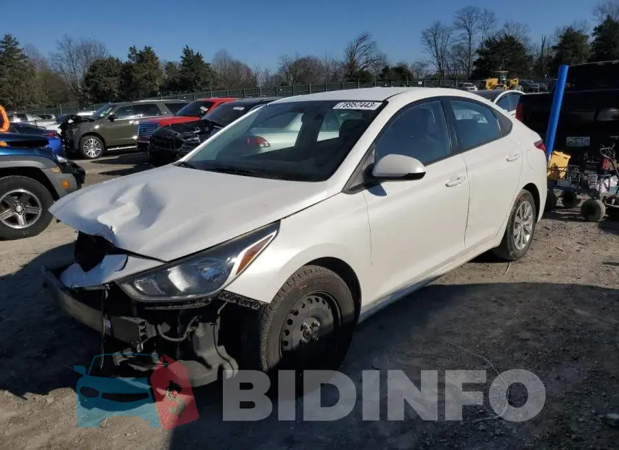 3KPC24A37KE067552 Photo# 1