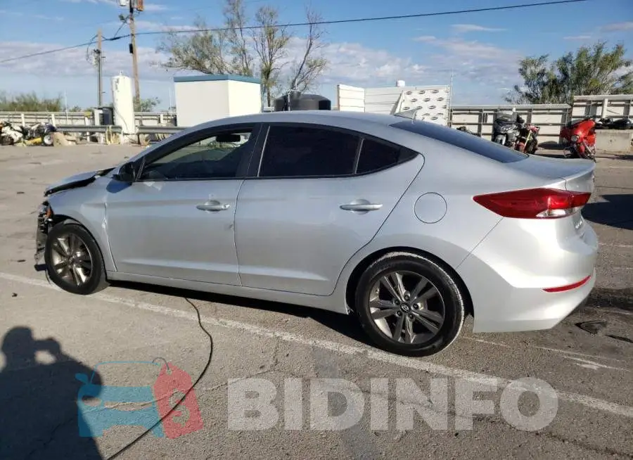5NPD84LF1HH000413 Photo# 2