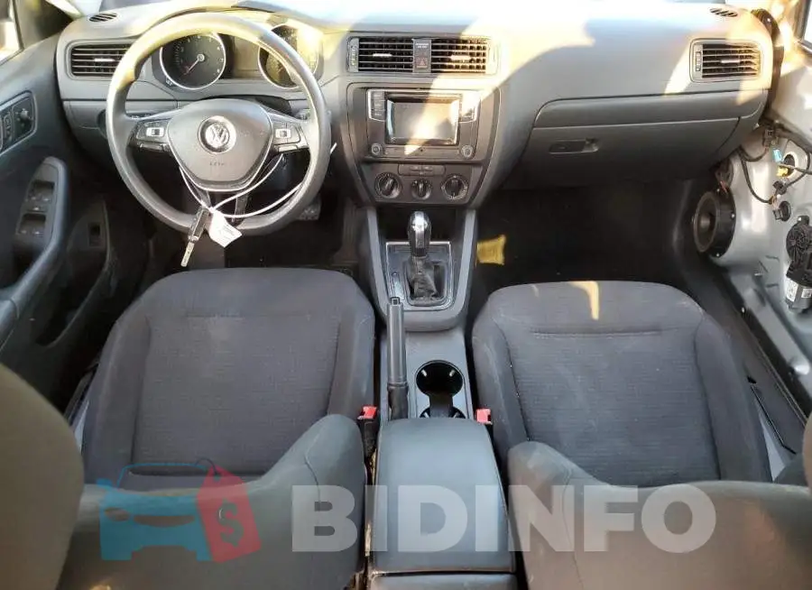 3VW267AJ8GM243406 Photo# 8