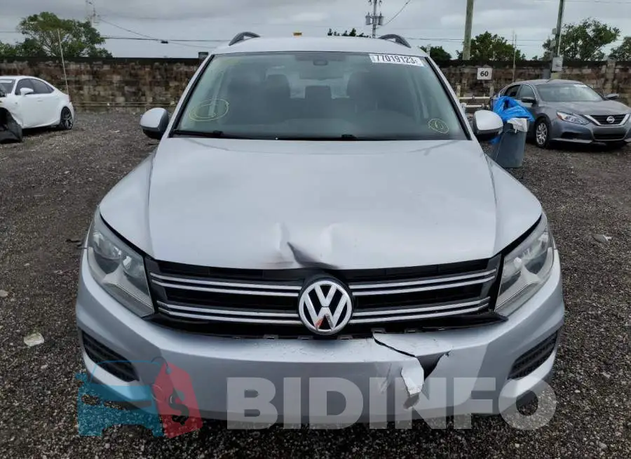 WVGAV7AX0GW597633 Photo# 5