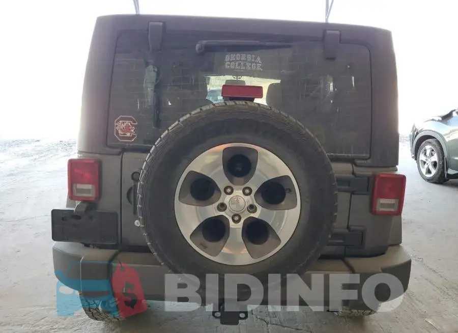 1C4BJWEG3HL572981 Photo# 6
