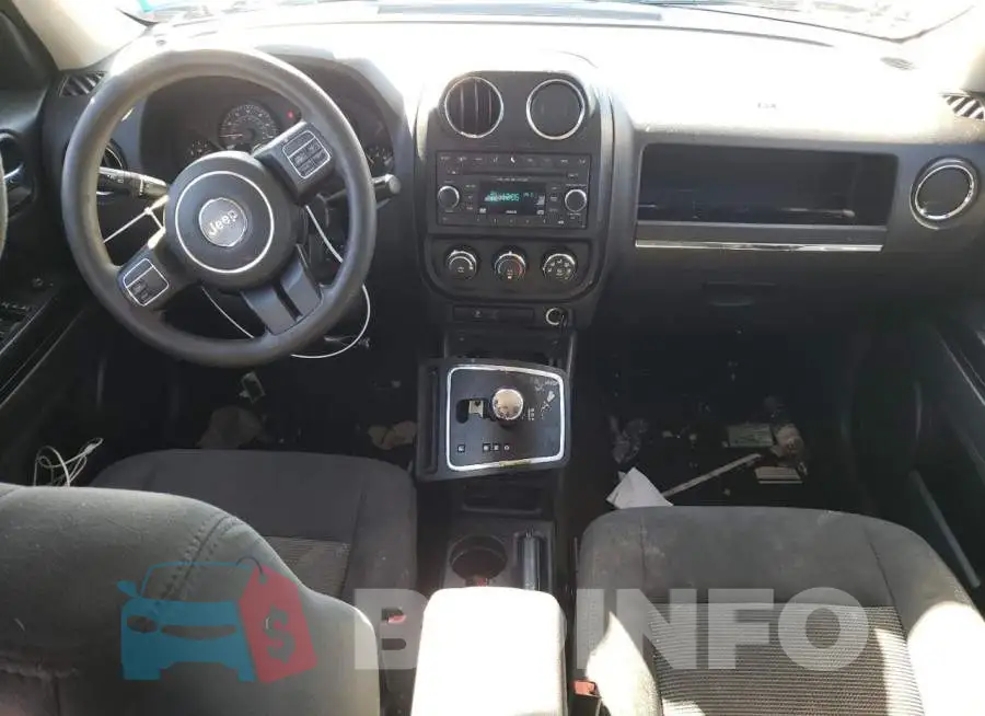 1C4NJPBAXED705342 Photo# 8