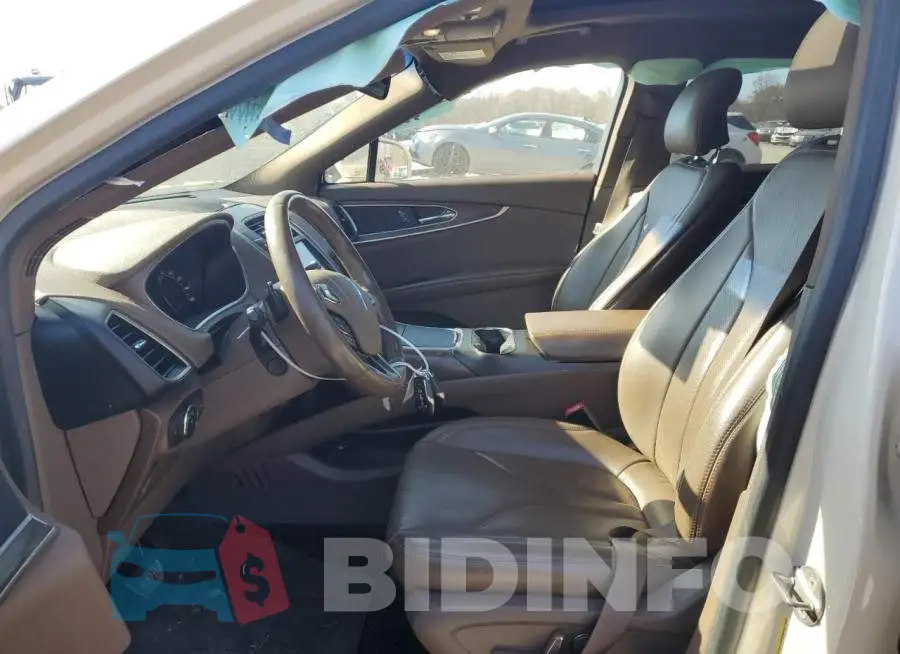 2LMTJ8LR4GBL51067 Photo# 7