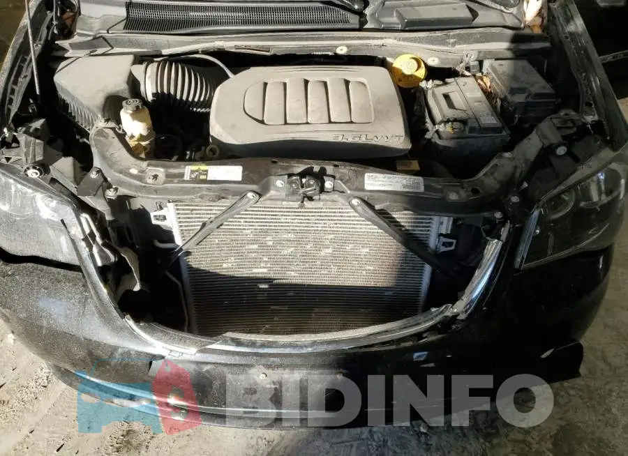 2C4RC1HG0GR193823 Photo# 12