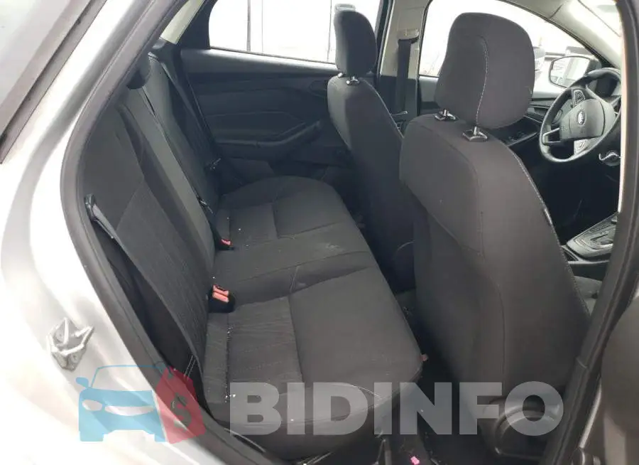 1FADP3E28GL298515 Photo# 10