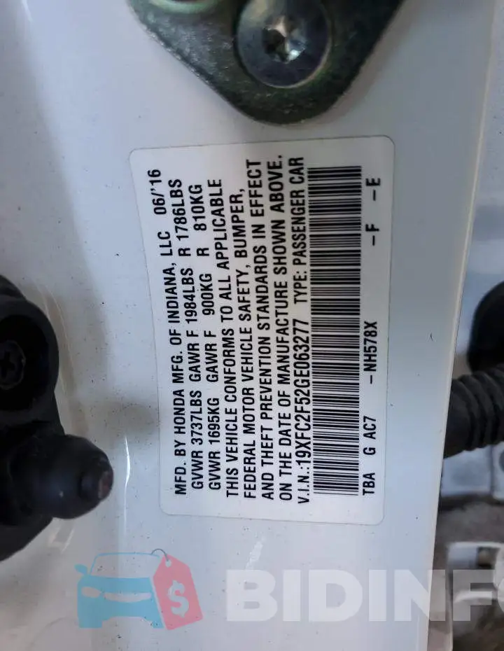 19XFC2F52GE063277 Photo# 12