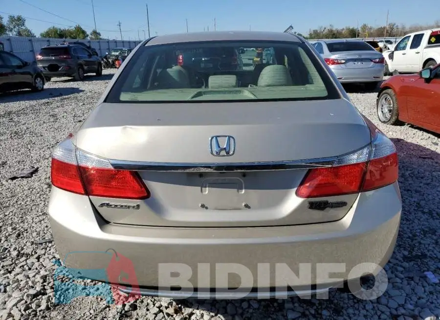 1HGCR2F32EA153272 Photo# 6