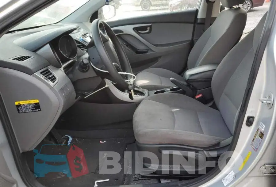 5NPDH4AE8GH771184 Photo# 7