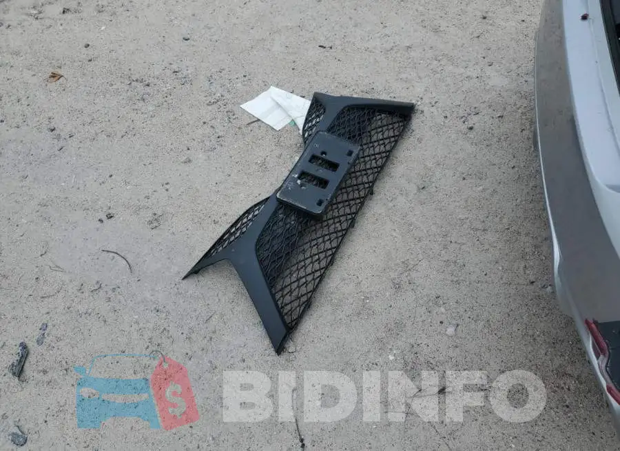 4T1B11HK1JU501003 Photo# 12