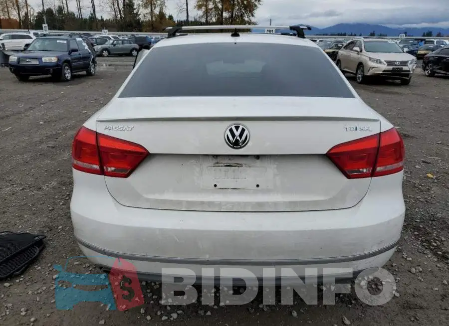 1VWCN7A37EC110756 Photo# 6