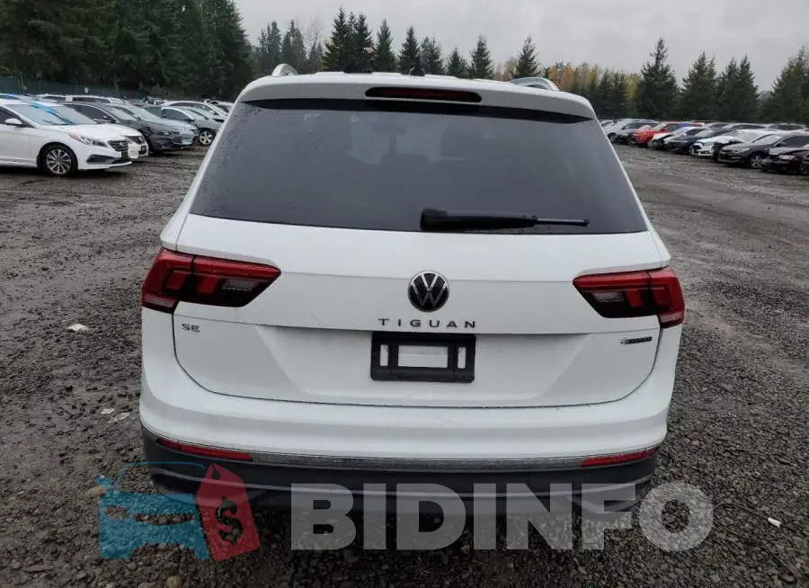 3VV2B7AX4NM038912 Photo# 6