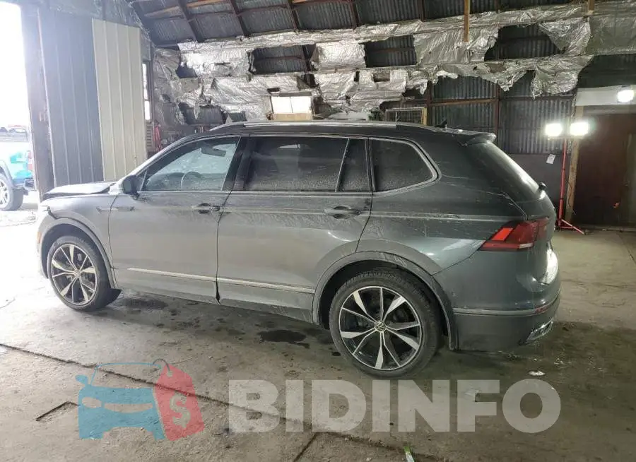 3VV4B7AX5NM102318 Photo# 2