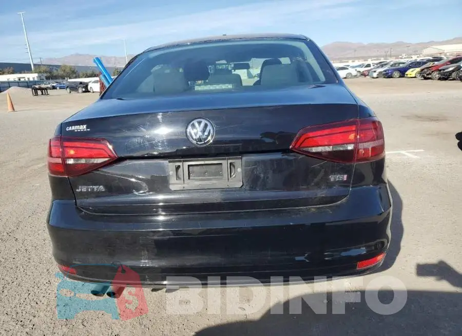 3VW2B7AJ2JM244781 Photo# 6