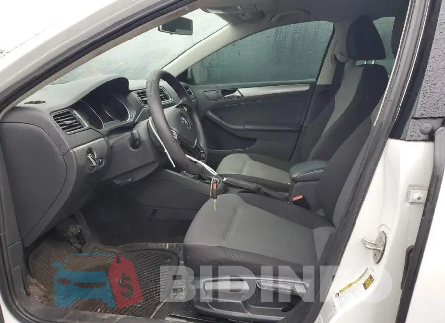 3VW2B7AJ7HM253387 Photo# 7