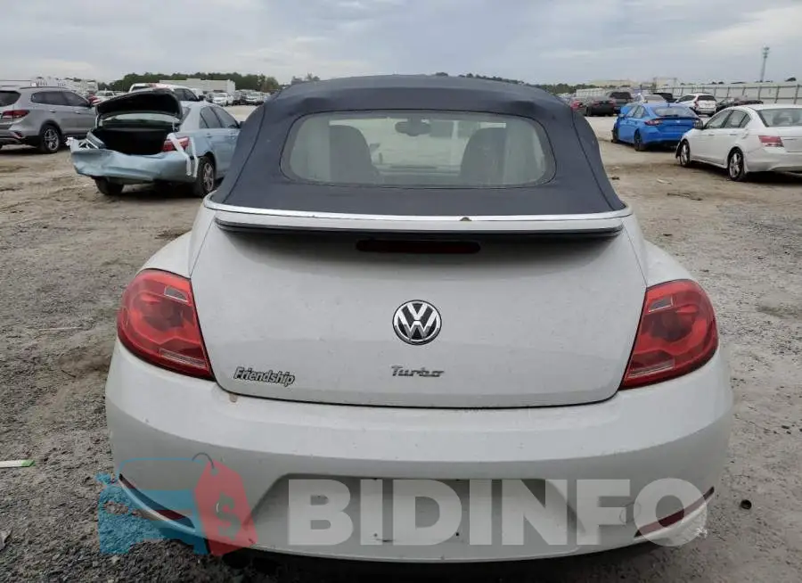 3VW507AT0GM810966 Photo# 6