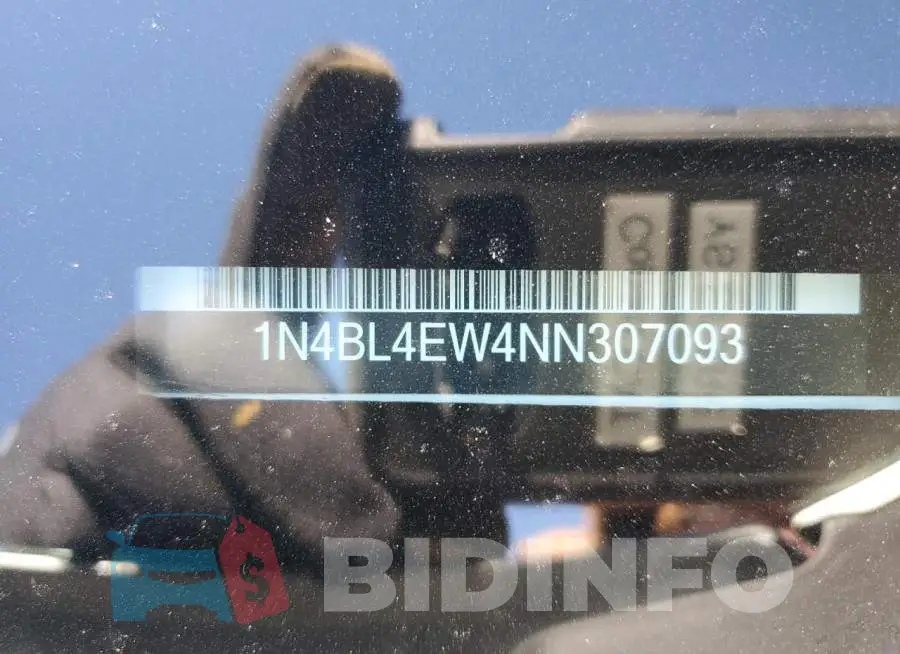 1N4BL4EW4NN307093 Photo# 12
