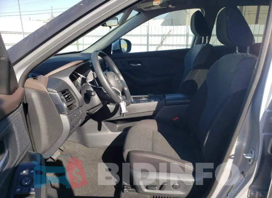 5N1BT3BA6PC767959 Photo# 7