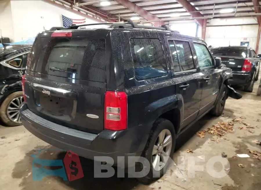 1C4NJRFB2GD532174 Photo# 3