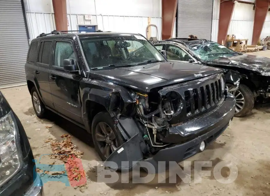 1C4NJRFB2GD532174 Photo# 4