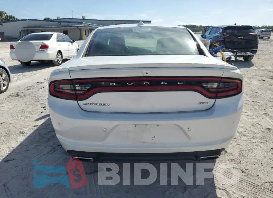 2C3CDXHG6FH722061 Photo# 6