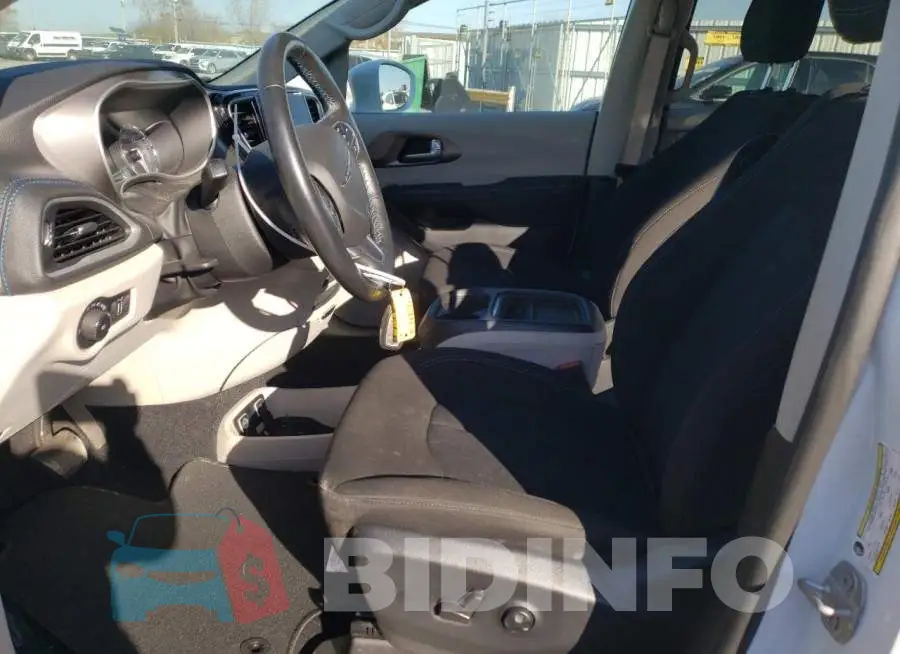 2C4RC1FG6MR593271 Photo# 7