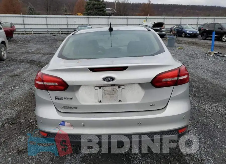 1FADP3F26GL265883 Photo# 6