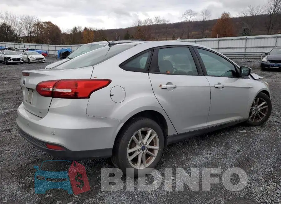 1FADP3F26GL265883 Photo# 3