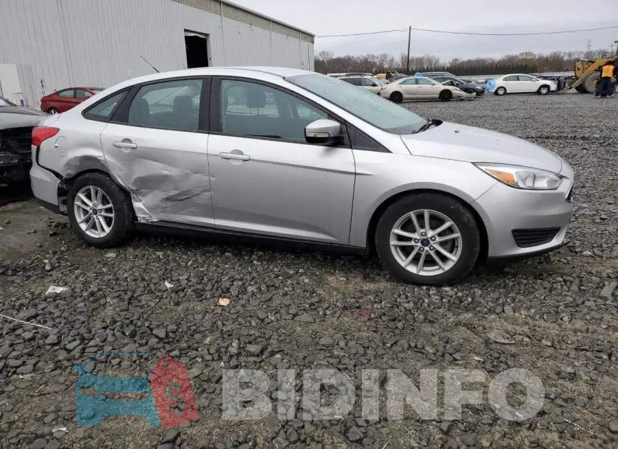 1FADP3F28HL289085 Photo# 4
