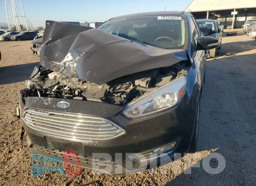 1FADP3N29JL250108 Photo# 5