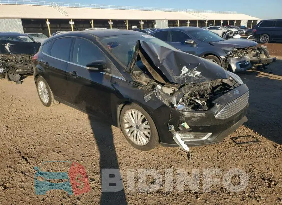 1FADP3N29JL250108 Photo# 4