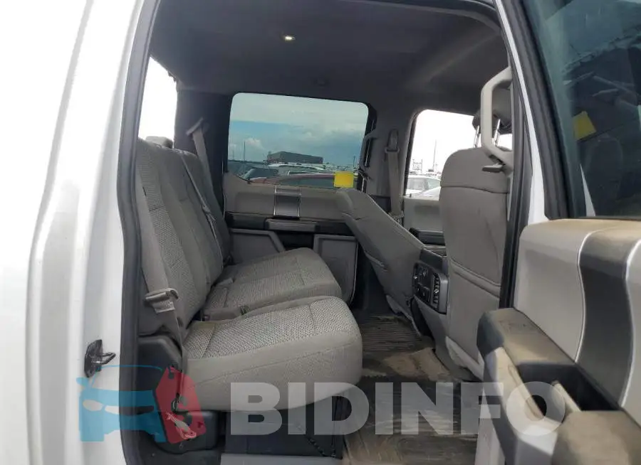 1FT7W2BT9JEB59328 Photo# 10