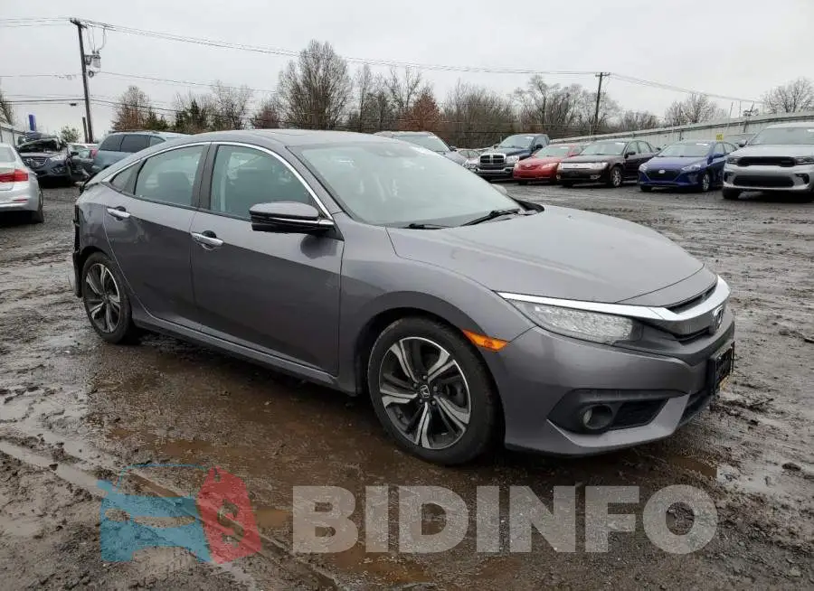 19XFC1F90HE208010 Photo# 4
