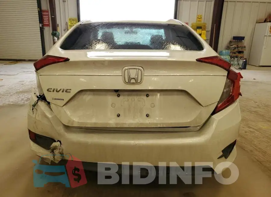 19XFC2F70GE058922 Photo# 6