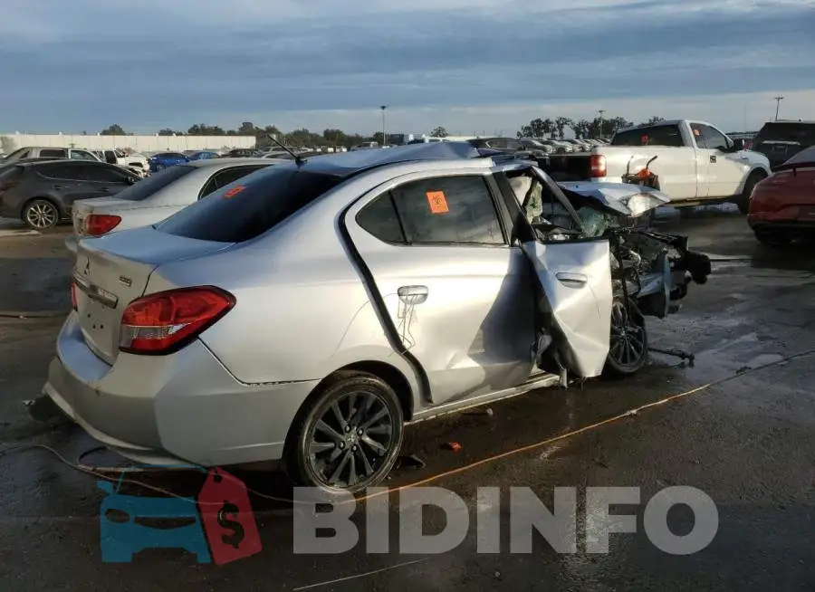 ML32F4FJ4LHF10748 Photo# 3