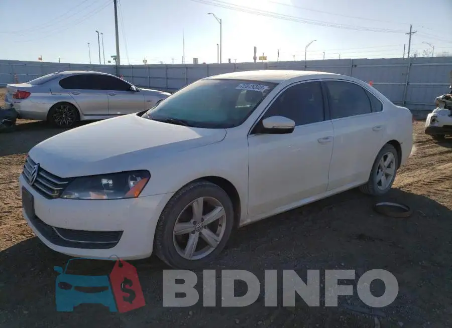 1VWBS7A30EC033409 Photo# 1