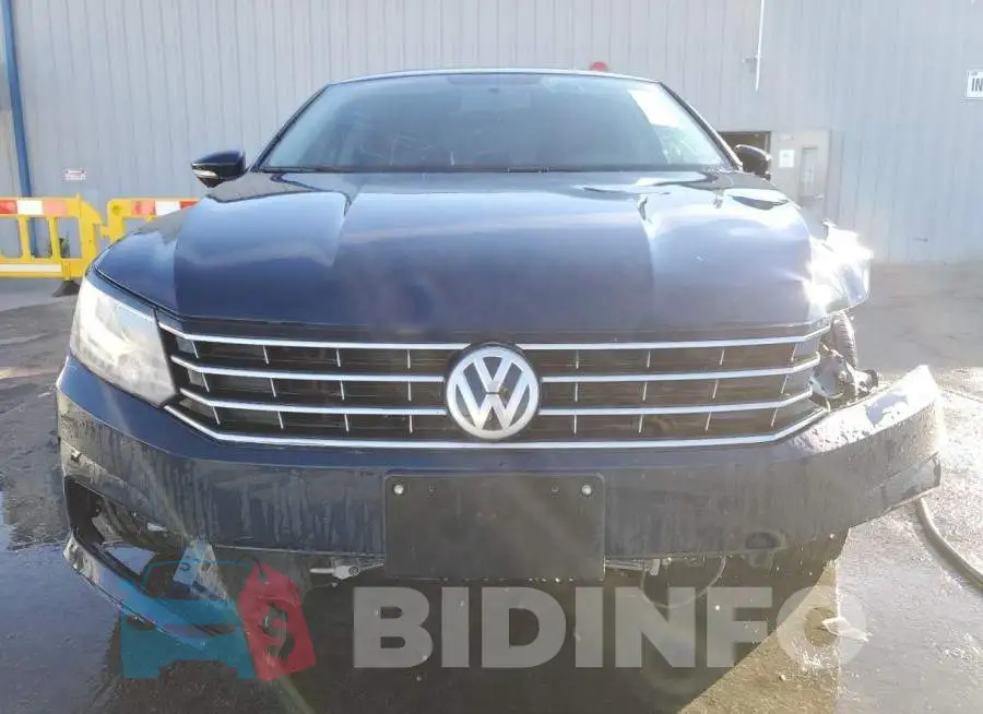 1VWLA7A3XKC001876 Photo# 5