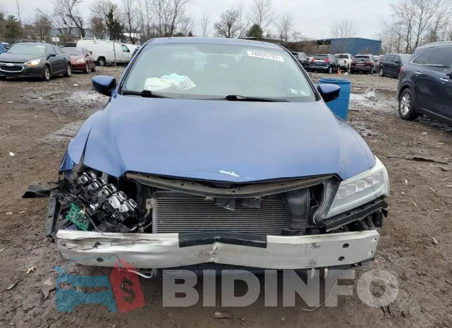 19UDE2F35HA002219 Photo# 5