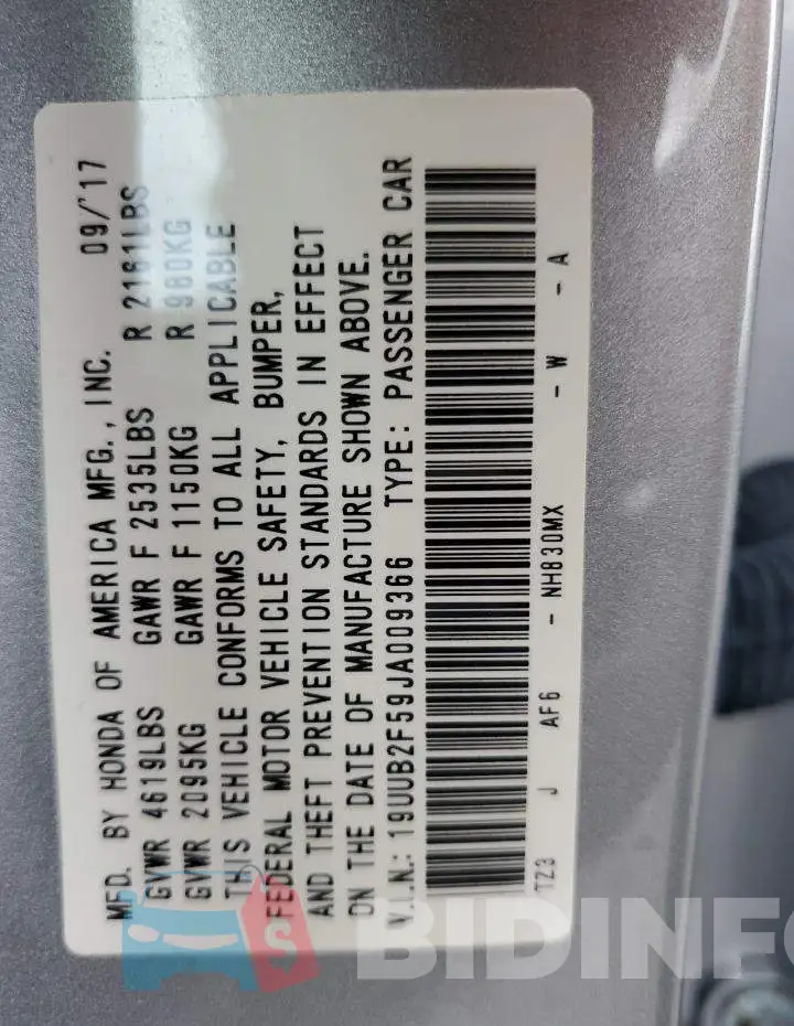 19UUB2F59JA009366 Photo# 12
