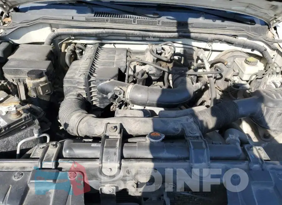 1N6BD0CT2JN700980 Photo# 11