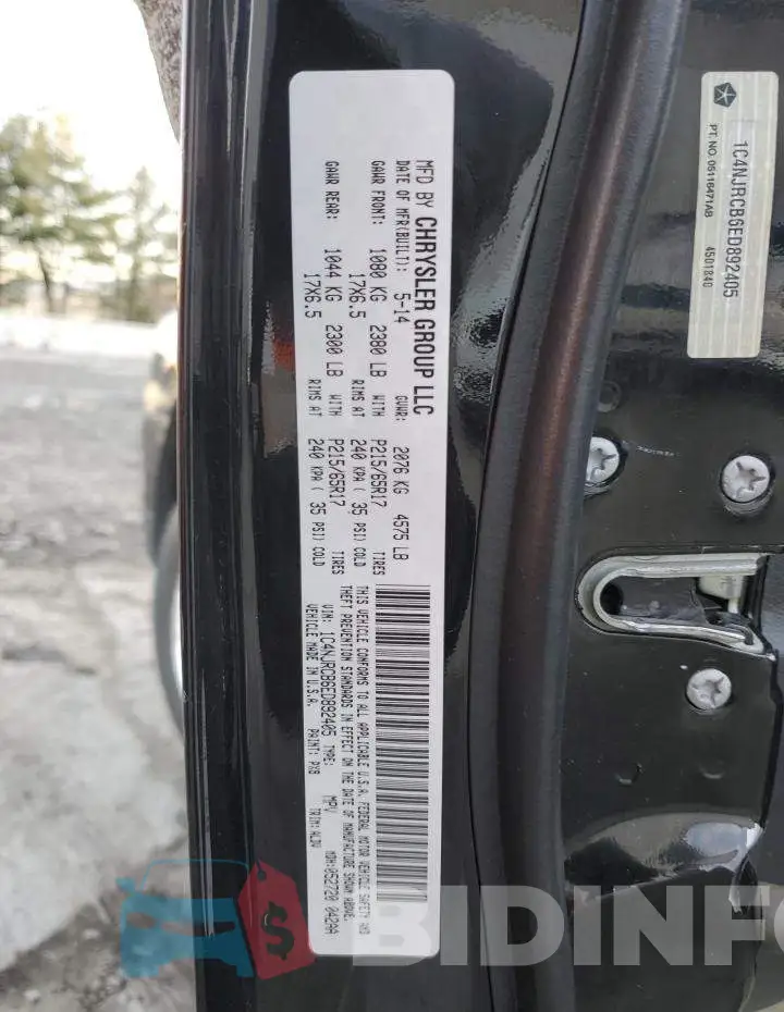 1C4NJRCB6ED892405 Photo# 12