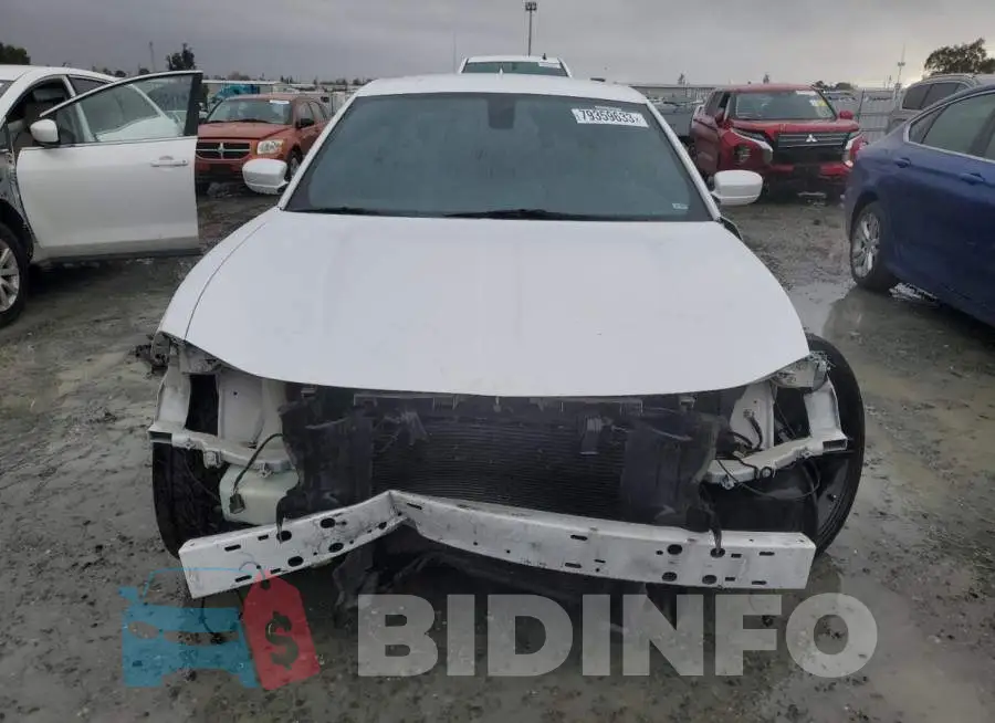 2C3CDXCT9FH893066 Photo# 5